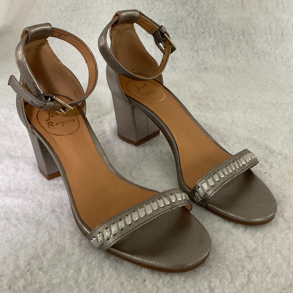 Jack Rogers pewter/silver sz 5M Sandals